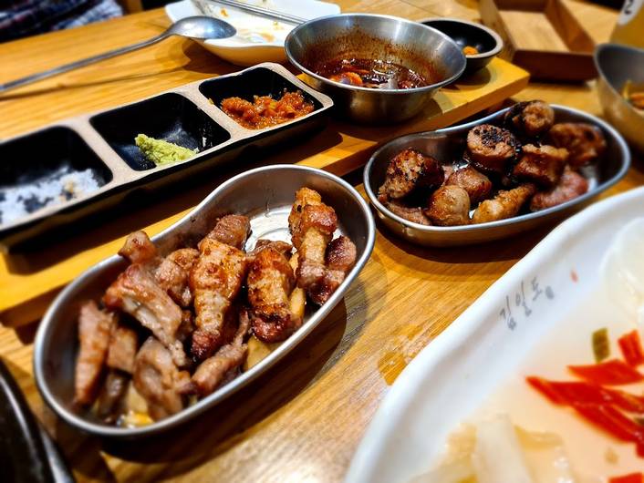 Suk Seong Do Korean BBQ at 100 AM