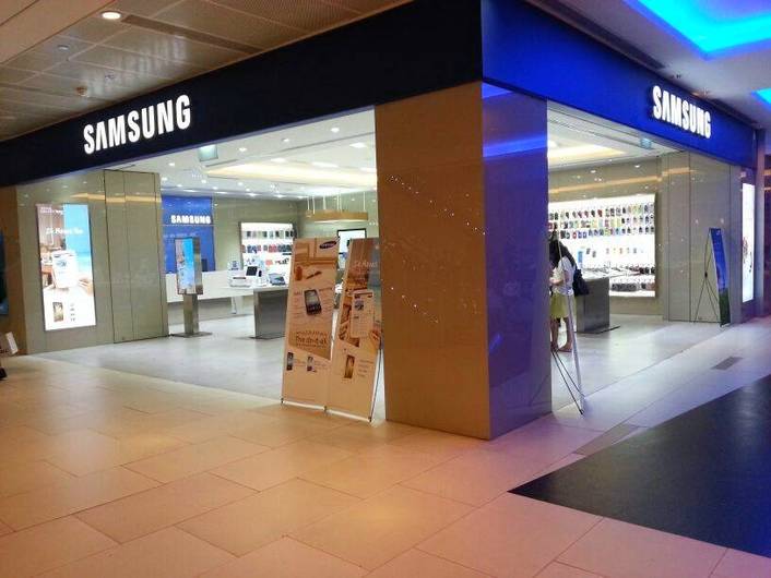 Samsung Experience Store at 313@Somerset