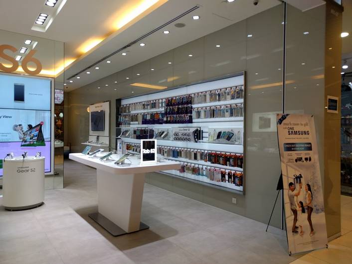 Samsung at Bedok Mall