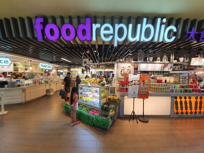 Food Republic at Causeway Point