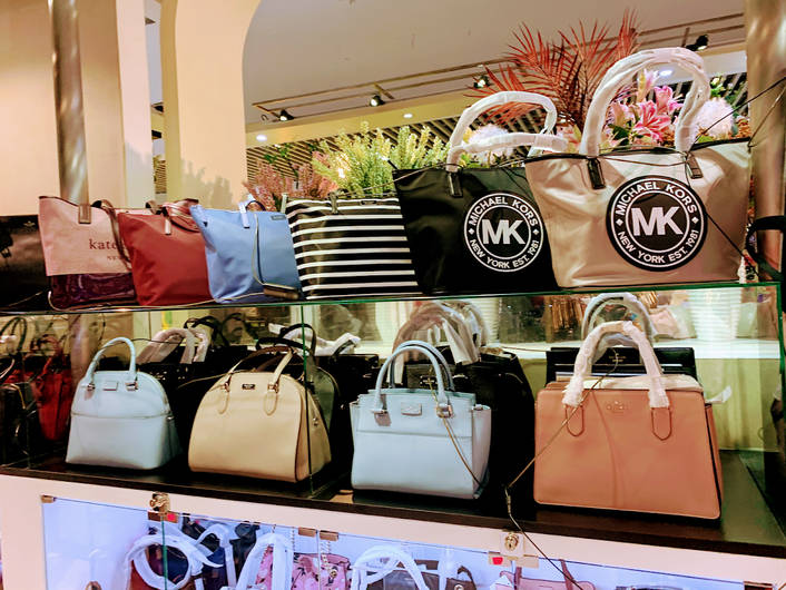 Luxebags at Causeway Point