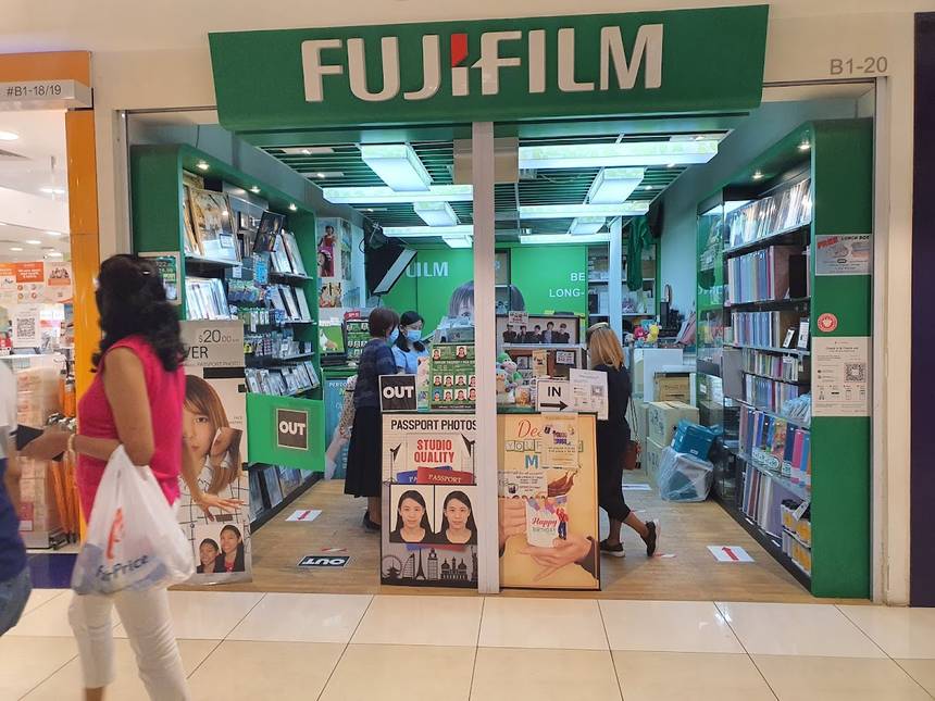 Fujifilm (Mach Photo) at City Square Mall
