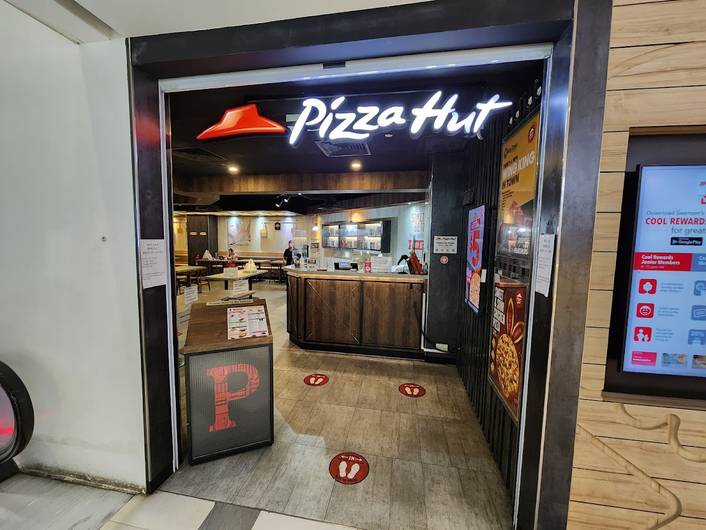 Pizza Hut at Compass One