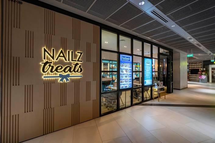 Nailz Treats at Funan Mall