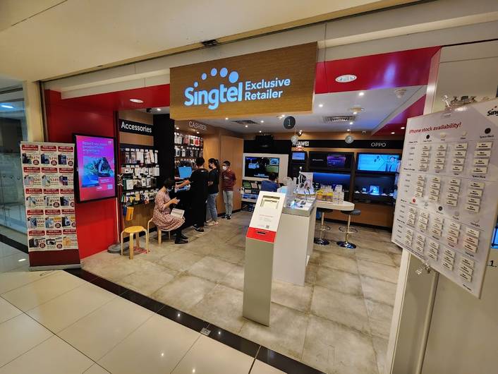 Singtel Exclusive Retailer at Heartland Mall Kovan