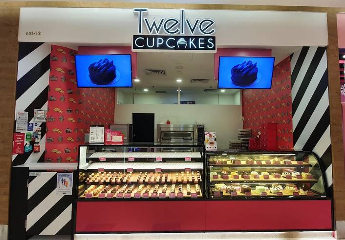 Twelve Cupcakes at Hougang 1