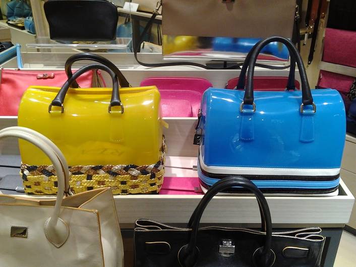 FURLA Outlet at IMM