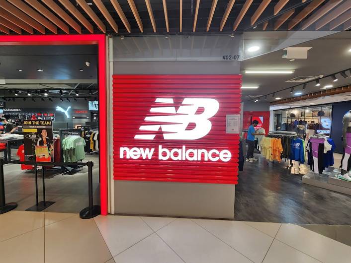 New Balance Outlet at IMM