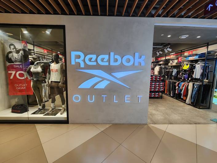 Reebok Outlet at IMM