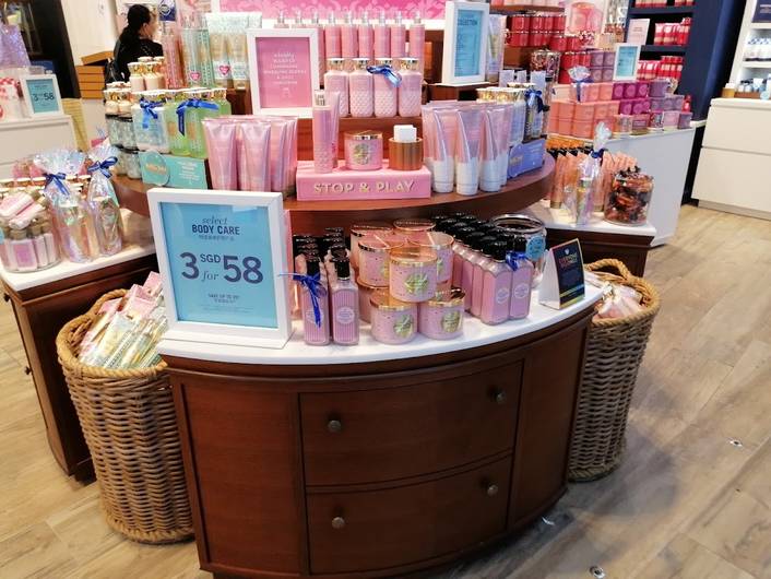 Bath & Body Works  at ION Orchard