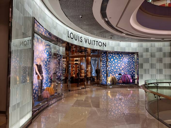 Louis Vuitton at ION Orchard