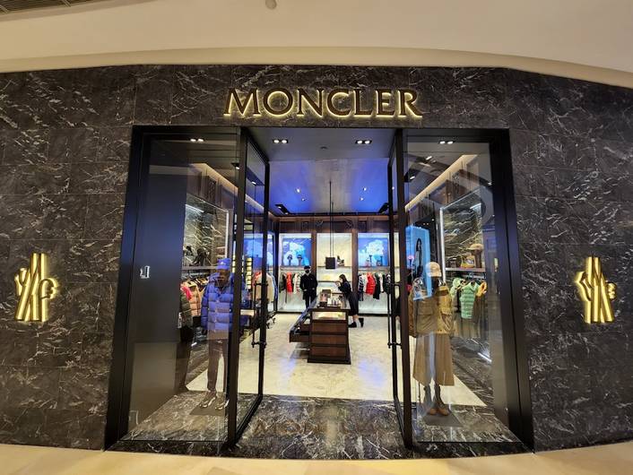 Moncler at ION Orchard