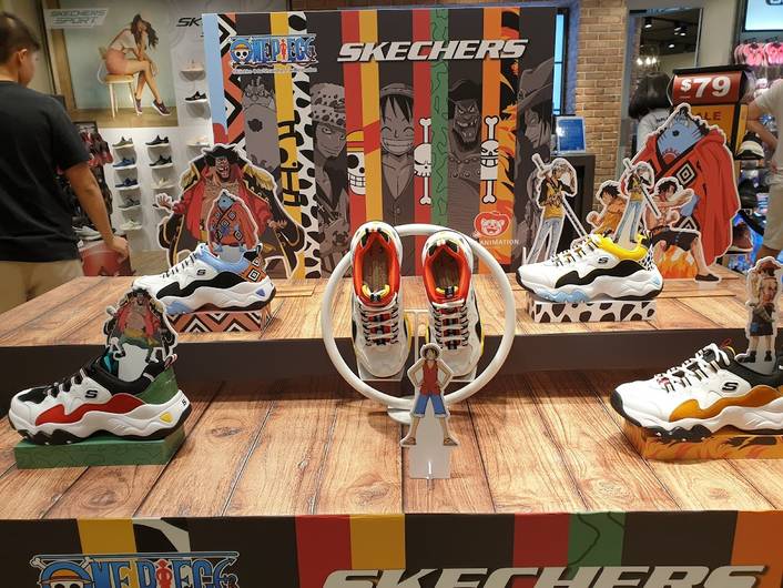 Skechers at ION Orchard