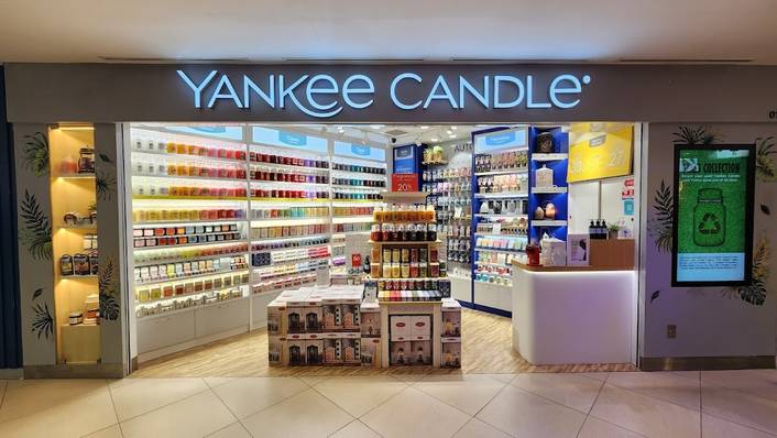 Yankee Candle at Junction 8