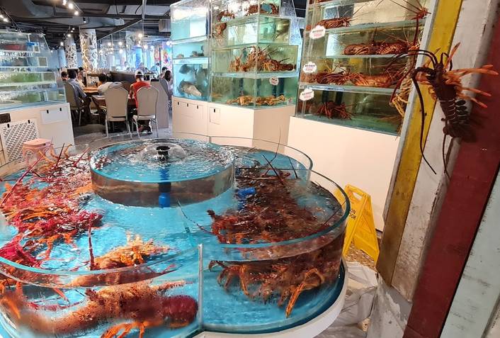 极鲜 Ji Xian Seafood & Hong Kong Dim Sum Express at Kallang Wave Mall