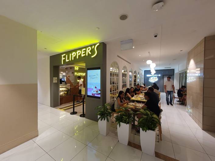 Flipper's at Ngee Ann City