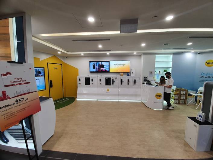 Yale Smart Shop at Northpoint City