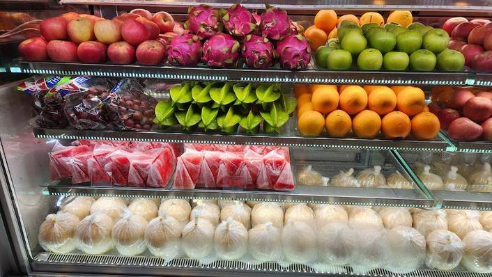 SF Fruits at One Raffles Place