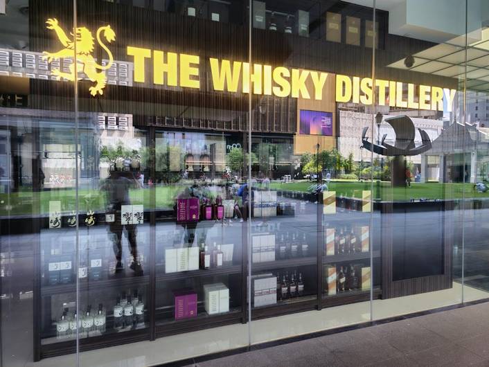 The Whisky Distillery at One Raffles Place