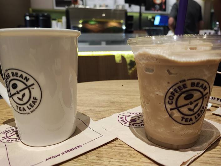 The Coffee Bean and Tea Leaf at Parkway Parade