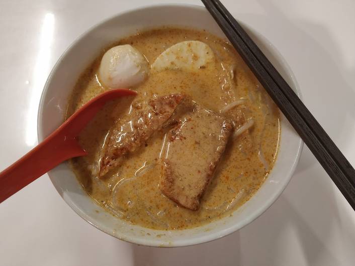 85 Redhill Teochew Fishball Noodle at Plaza Singapura