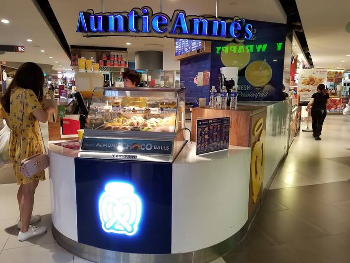 Auntie Anne's at Plaza Singapura