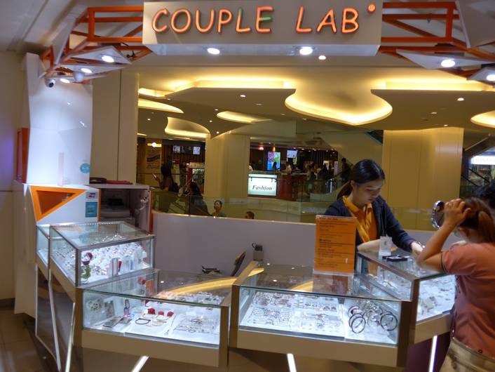Couple Lab at Plaza Singapura
