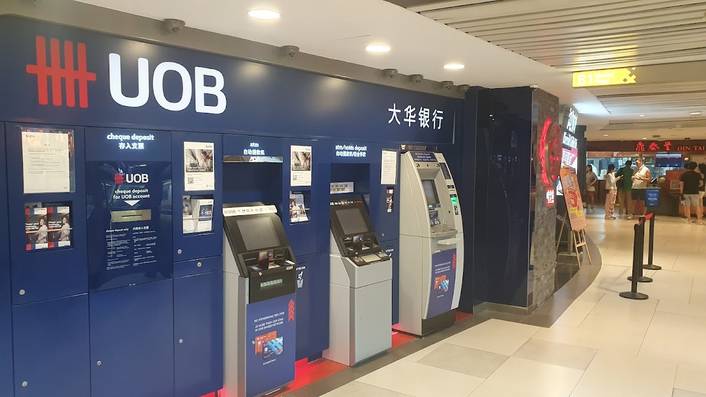 UOB ATM at Raffles City