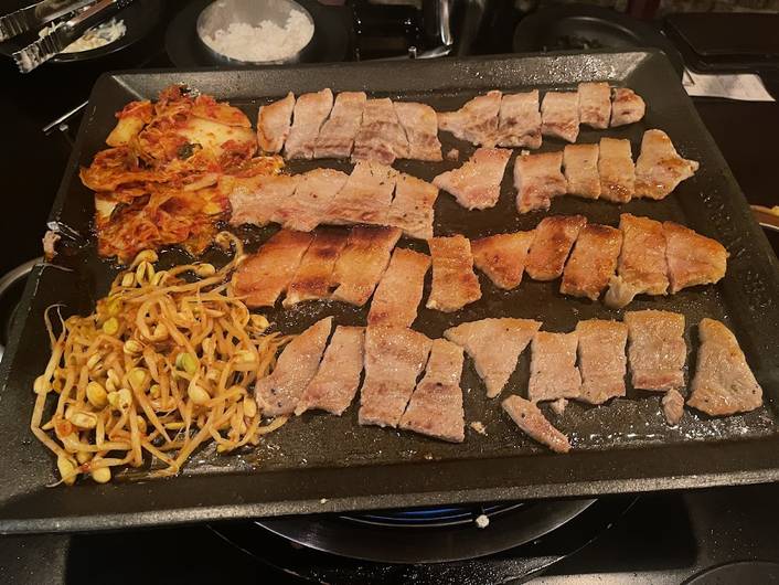 8 Korean BBQ at Shaw Centre
