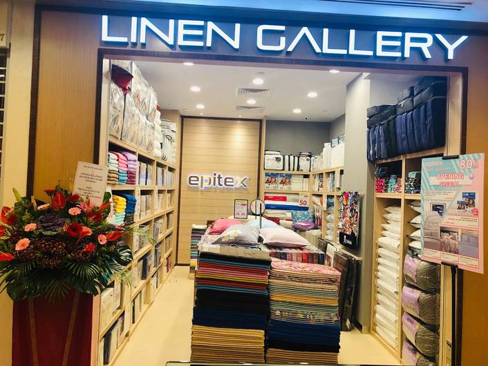 Linen Gallery at Square 2