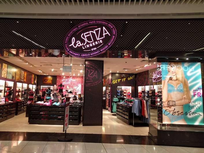 La Senza  Bayshore Shopping Centre