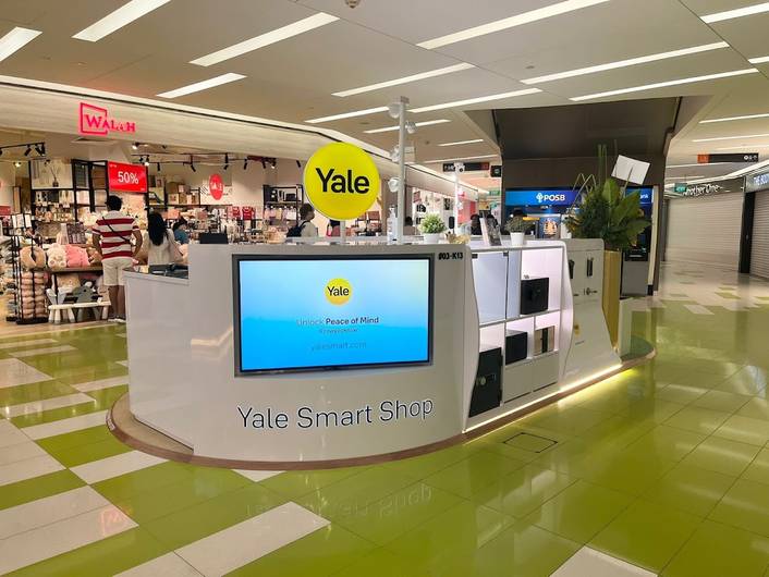 Yale Smart Shop at The Clementi Mall