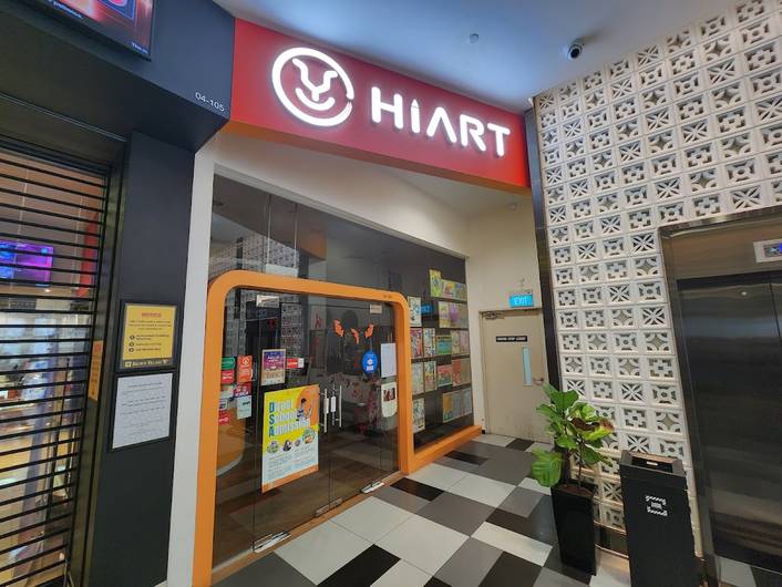 HiArt at Tiong Bahru Plaza