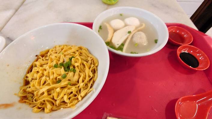 85 Redhill Teochew Fishball Noodles at Valley Point