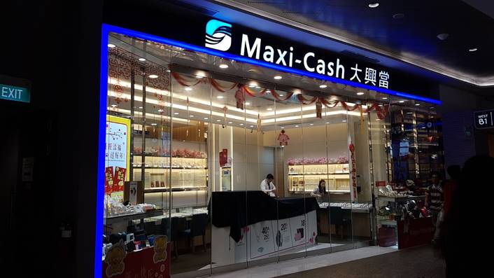 Maxi-Cash at Waterway Point