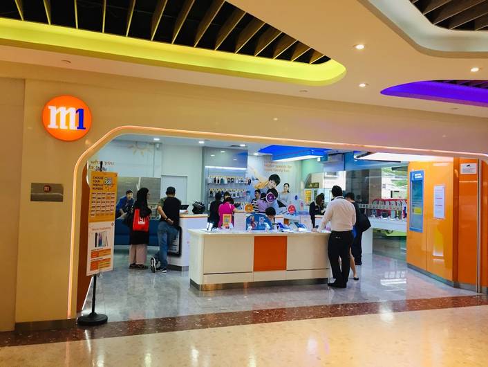 M1 Shop at West Mall