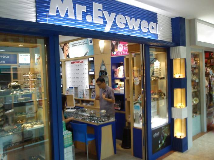 Mr Eyewear at West Mall