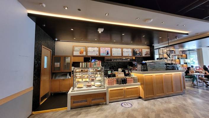 The Coffee Bean & Tea Leaf at West Mall