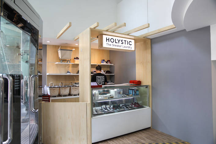 HOLYSTIC – The Sneaker Laundry at Wheelock Place