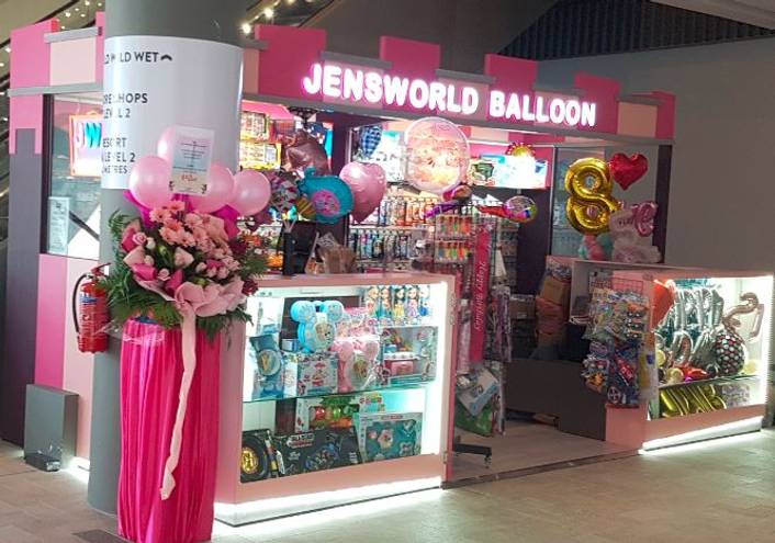 JENSWORLD BALLOON at Downtown East