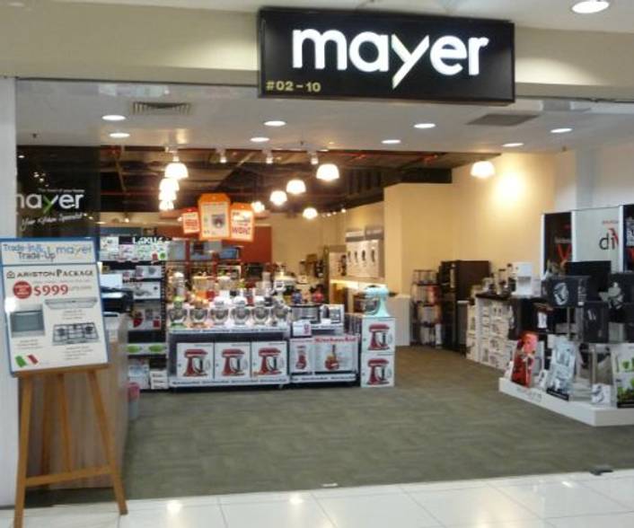 Mayer Outlet at IMM