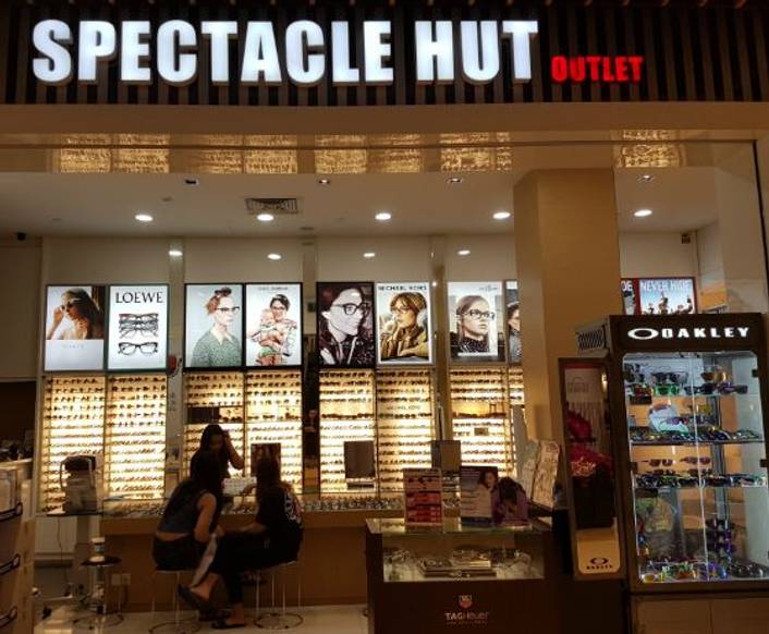 Spectacle Hut Outlet at IMM