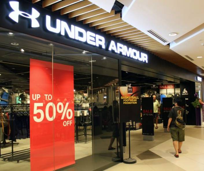 Under Armour Outlet at IMM