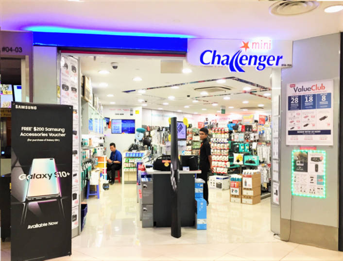 Challenger mini at Junction 8