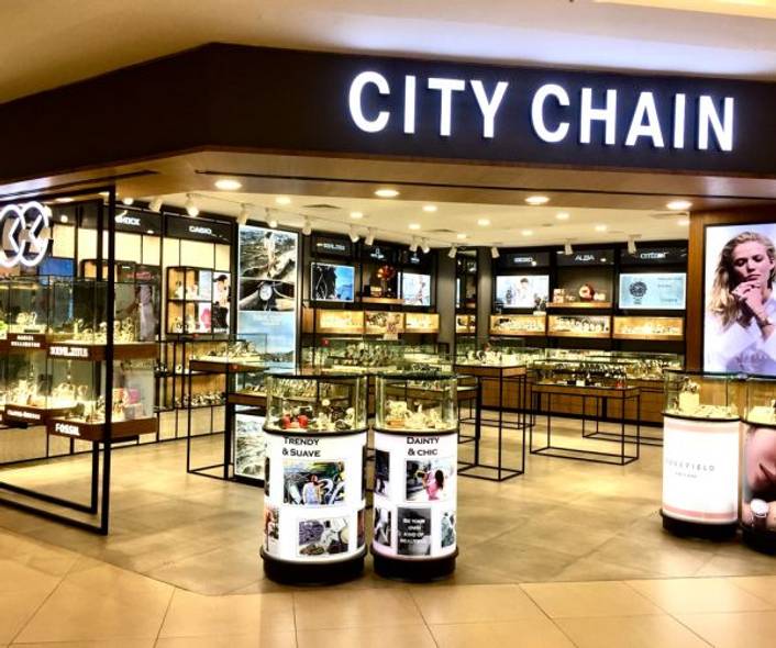 City Chain at Junction 8