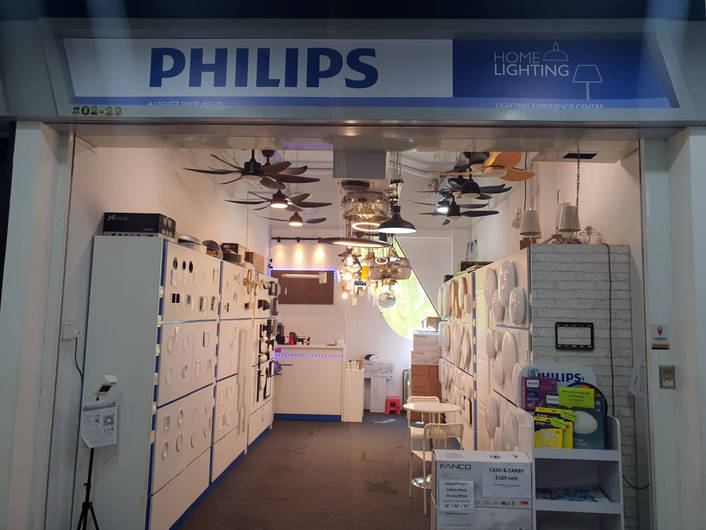 Phillips Lighting at Junction 9