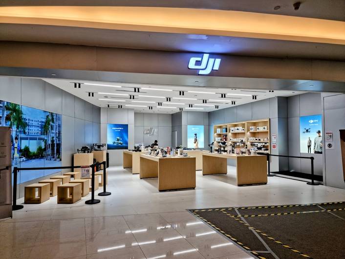 DJI Flagship Store at VivoCity