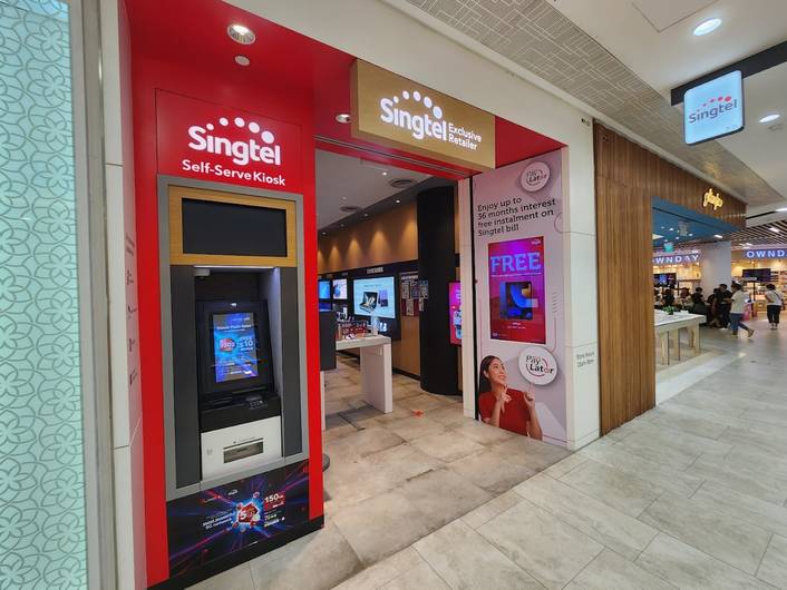 Singtel Exclusive Retailer at Century Square
