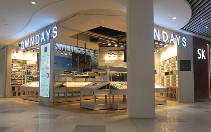 OWNDAYS at Compass One store front