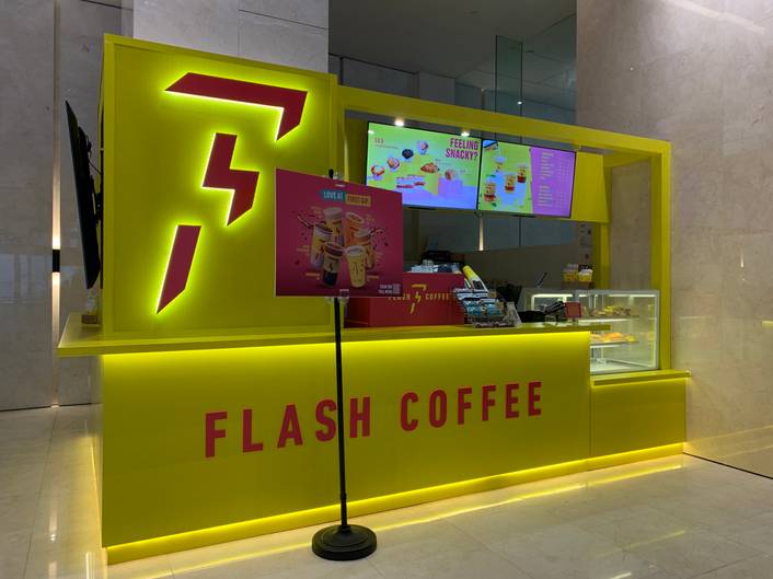 Flash Coffee Cross Street at Cross Street Exchange store front